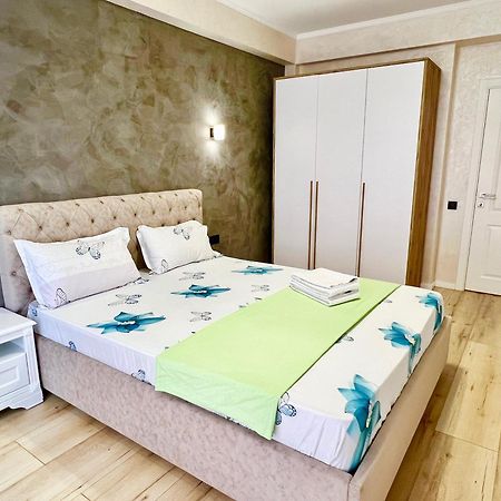 Apartament Airport 基希讷乌 外观 照片